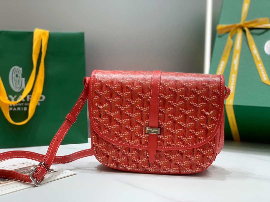 Belvedere PM Shoulder Bag In Red